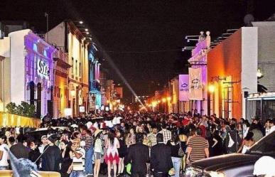 Justo en la nostalgia: así se vivía Halloween en el Barrio Antiguo