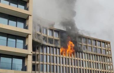 San Pedro: Se incendia edificio de departamentos Akumal (VIDEO)