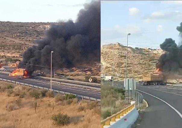 Supercarretera: Se incendia tracto camión cerca de la caseta Garabitos