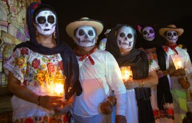 Ánimas toman las calles de Mérida, promocionan actividades por el Hanal Pixán