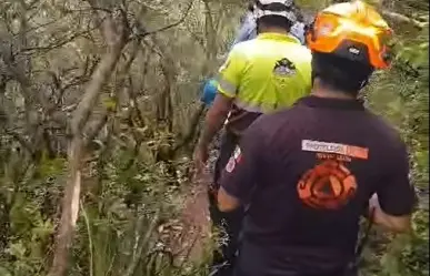 Aventura casi acaba en tragedia: Rescatan a cuatro personas en Sierra del Fraile