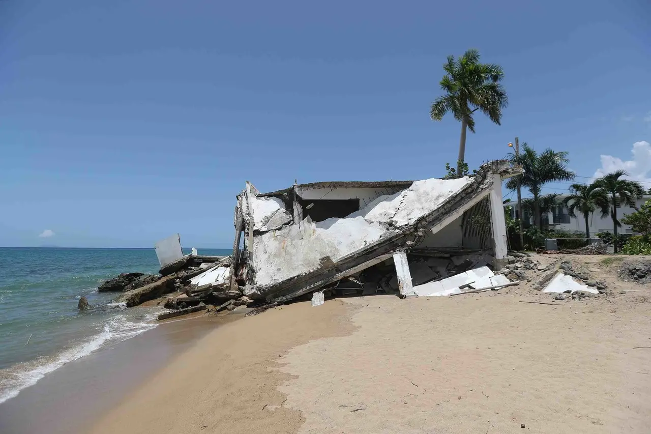 Erosión en las playas de Yucatán. Foto: Redes sociales