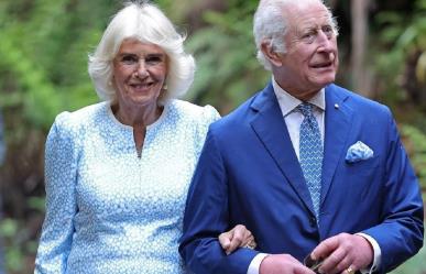 Rey Carlos III interrumpido por senadora indígena en Australia