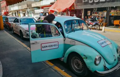 ¿Recuerdas los Vochotaxis? Entérate en qué parte la CDMX siguen operando