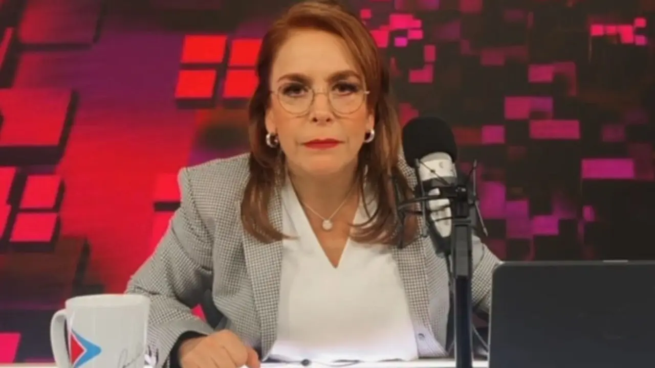 Fernanda Familiar, conductora del programa ¡Qué tal Fernanda!. Foto:  @fernanda_familiar en Instagram.