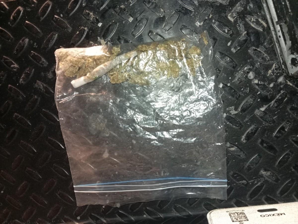 Detienen a hombre en Guadalupe tras agredir a policía y hallarle droga