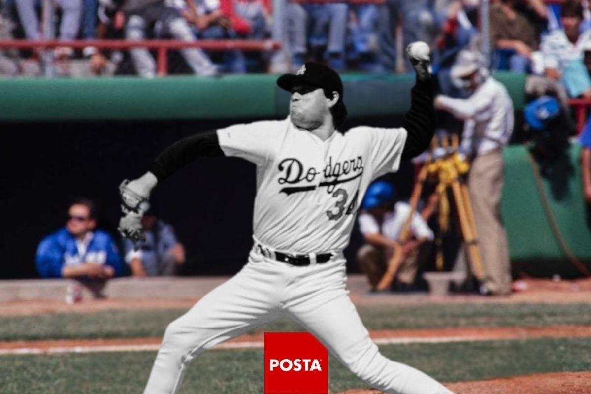 Fernando Valenzuela lanzando bola Foto: POSTA México