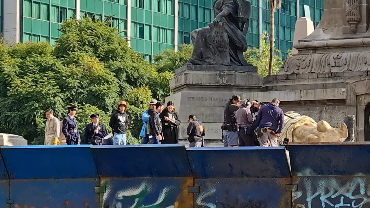 Supuesto desplome del Ángel de la Independencia. Foto: Especial