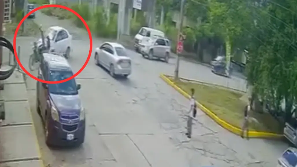 VIDEO: cámara capta accidente en el que motociclista perdió la vida en Victoria