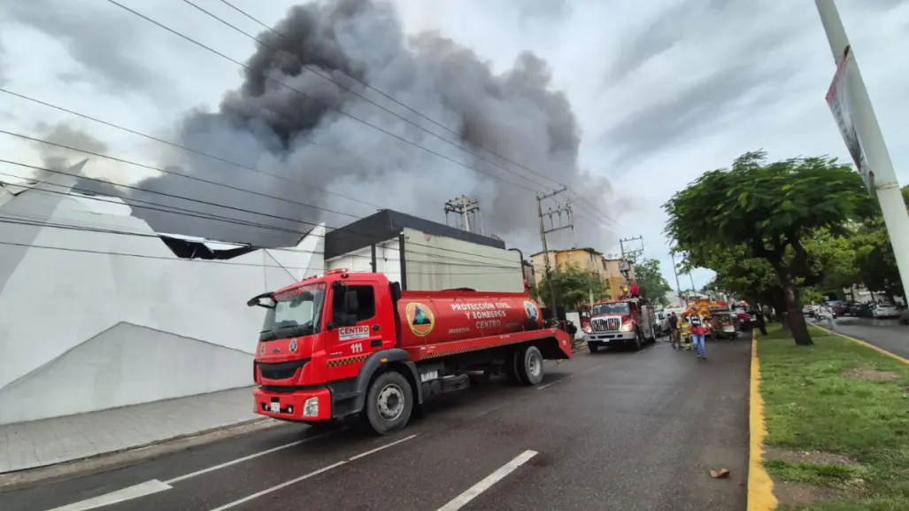 Reportan incendio de un antro en Villahermosa tras intensificación violencia