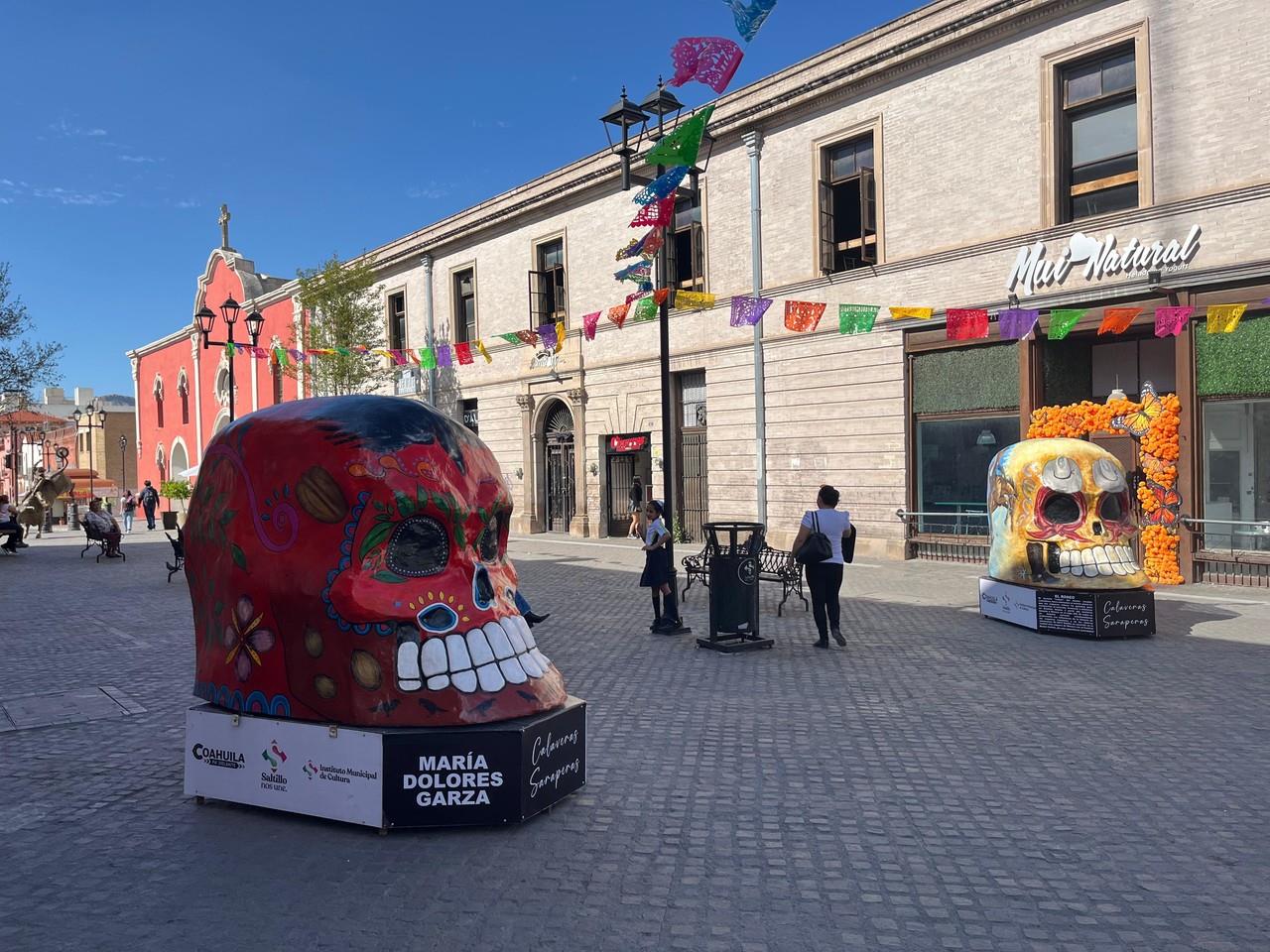 Las decoraciones temáticas ya comienzan a dar vida a las calles. (Fotografía: Leslie Delgado)