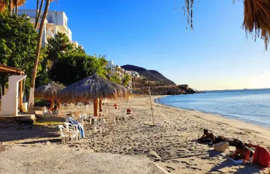 Hombre que esnorkeleaba halla cuerpo de turista en Playa La Concha