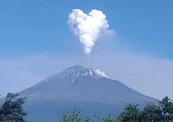 El Popo se enamora: Fumarola en forma de corazón sorprende a Puebla