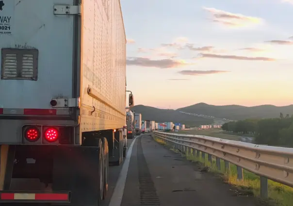 Problemas en Autopista Monterrey-Nuevo Laredo: ¡Sin reacción del concesionario!