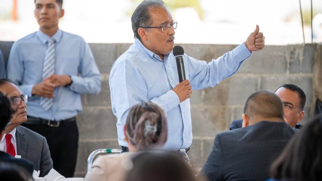 Escobedo: Andrés Mijes supervisa obra en el puente de Raúl Caballero