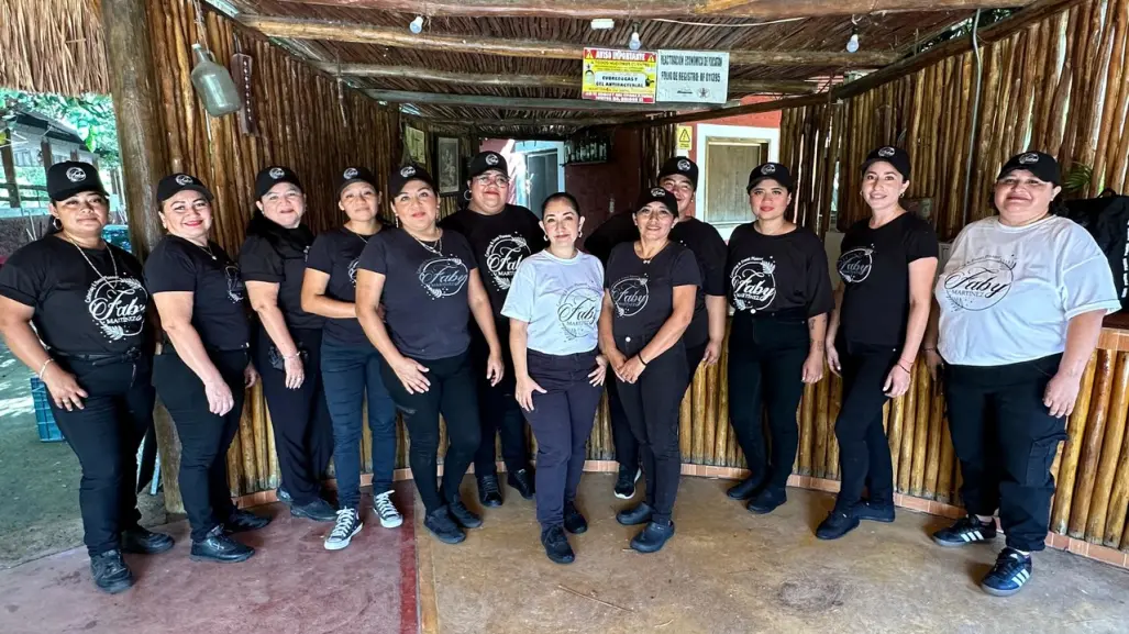 Yucatecas todo terreno: El trabajo duro no les impide salir adelante