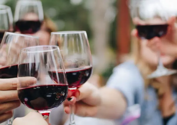 Cuatro ventajas de tomar una copa de vino al día