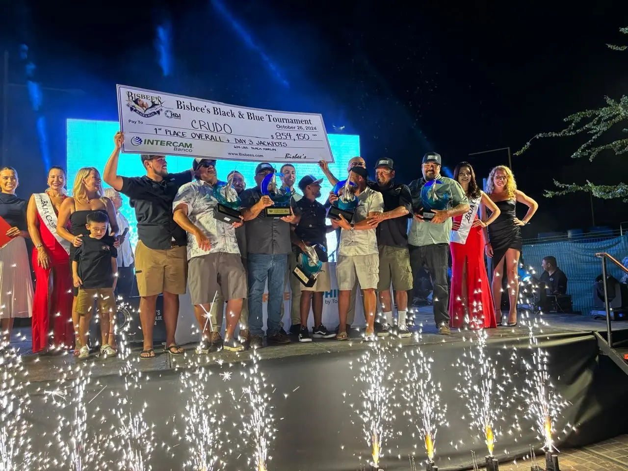 El grupo Crudo fue el ganador del Torneo de Pesca Bisbee´s Black and Blue.  Foto: Irving Thomas