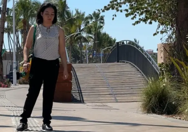 Guía podotáctil en el Malecón de La Paz: ¿Qué es y para qué sirve?
