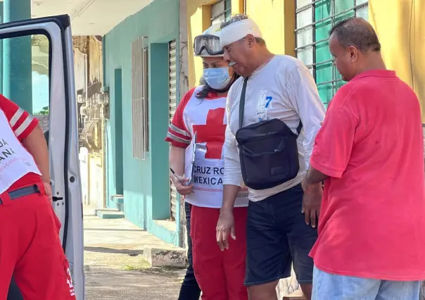 Caballo sin control patea y deja grave a un adulto mayor