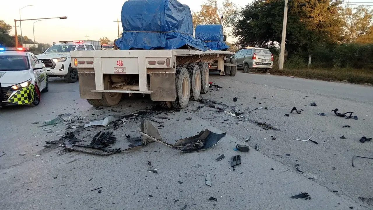 Choque en Pesquería deja un muerto y un herido grave. Foto: Raymundo Elizalde.