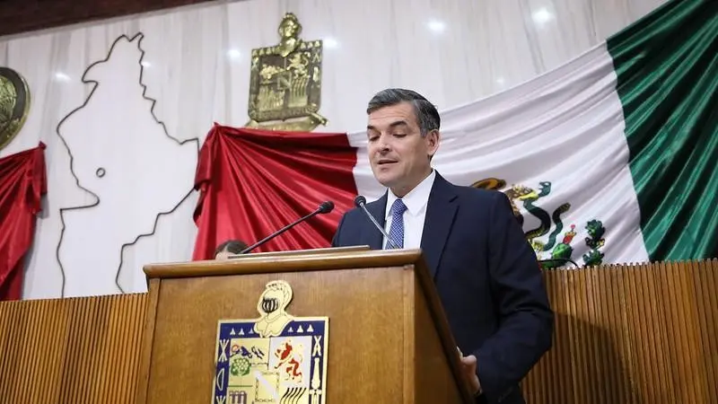 El diputado panista, insistió en que es necesario escuchar a las distintas autoridades e instituciones involucradas en fijar los parámetros de los valores catastrales, a quienes se les invita a participar en el Foro. Foto: Armando Galicia.