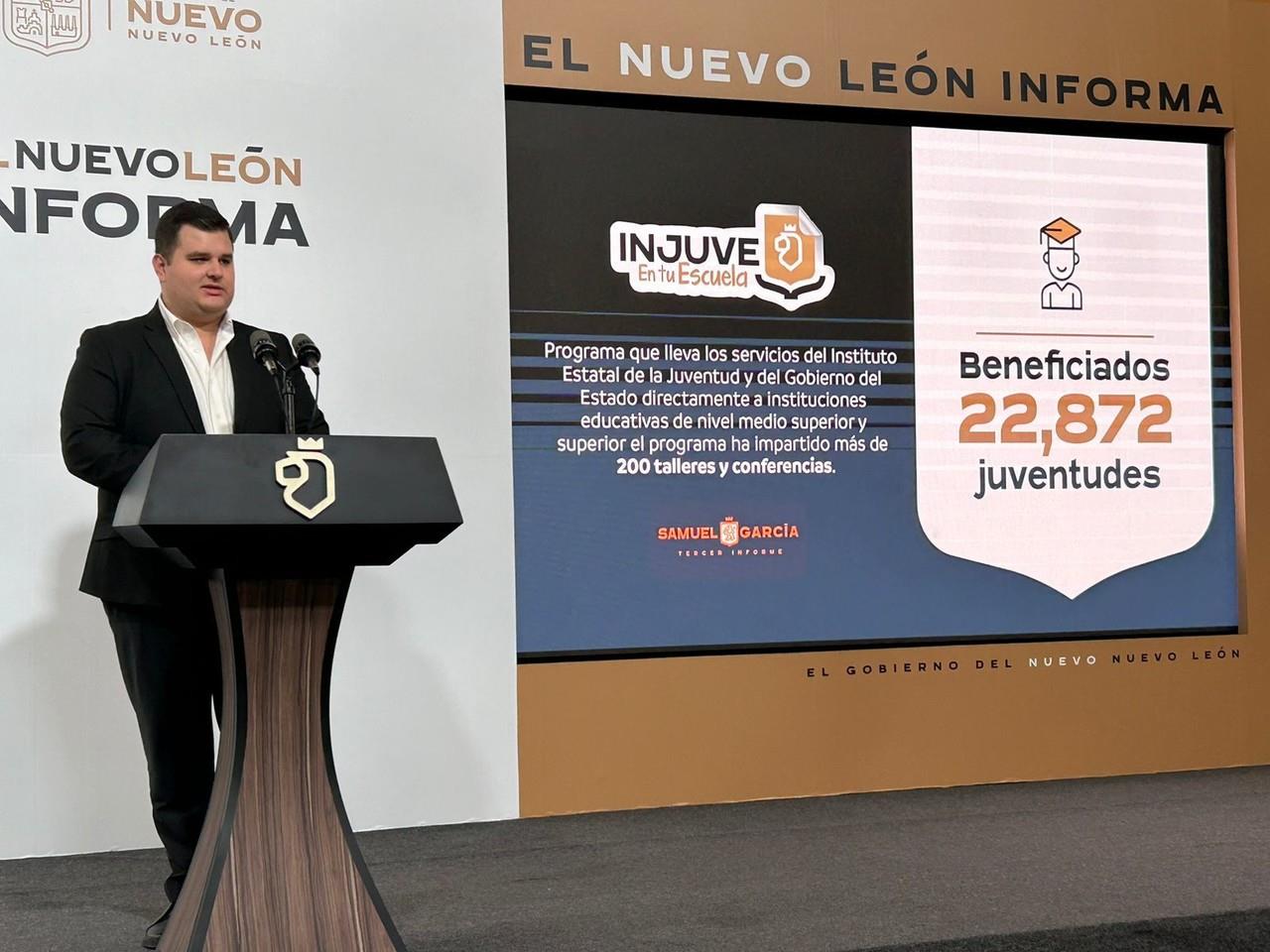 Edelmiro Cavazos Valdés, director del Instituto Estatal de la Juventud en conferencia de prensa. Foto: INJUVE Nuevo León.