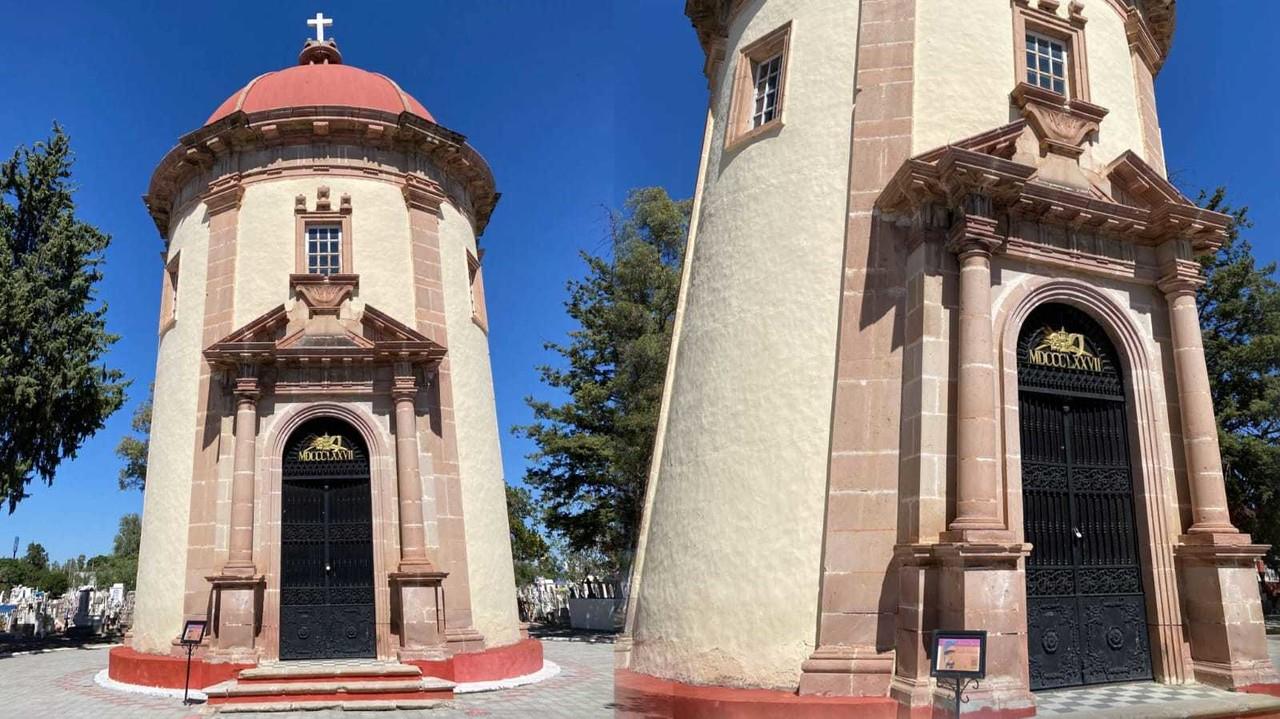 La Capilla Ardiente es uno de los puntos de referencia dentro del Panteón de Oriente y una de las obras de arquitectura fúnebre más grandes del lugar. Fotos: Alejandra Hernández.