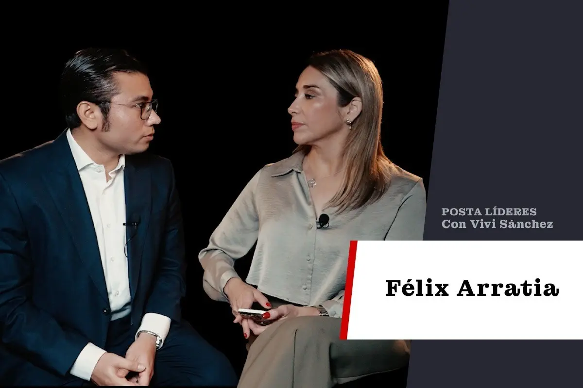 Félix Arratia en entrevista para POSTA con Vivi Sánchez. Foto: POSTA MX.