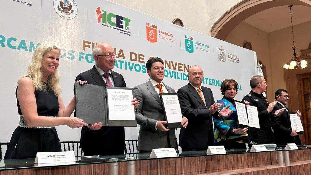 Samuel García firma convenio con Estados Unidos para fortalecer la movilidad académica