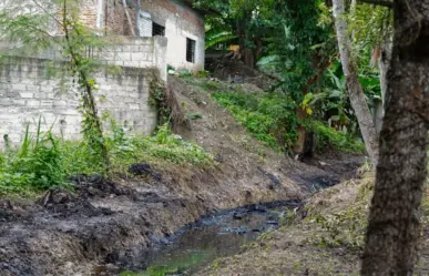 PEMEX no resuelve el derrame de hidrocarburos en Ojital Papantla