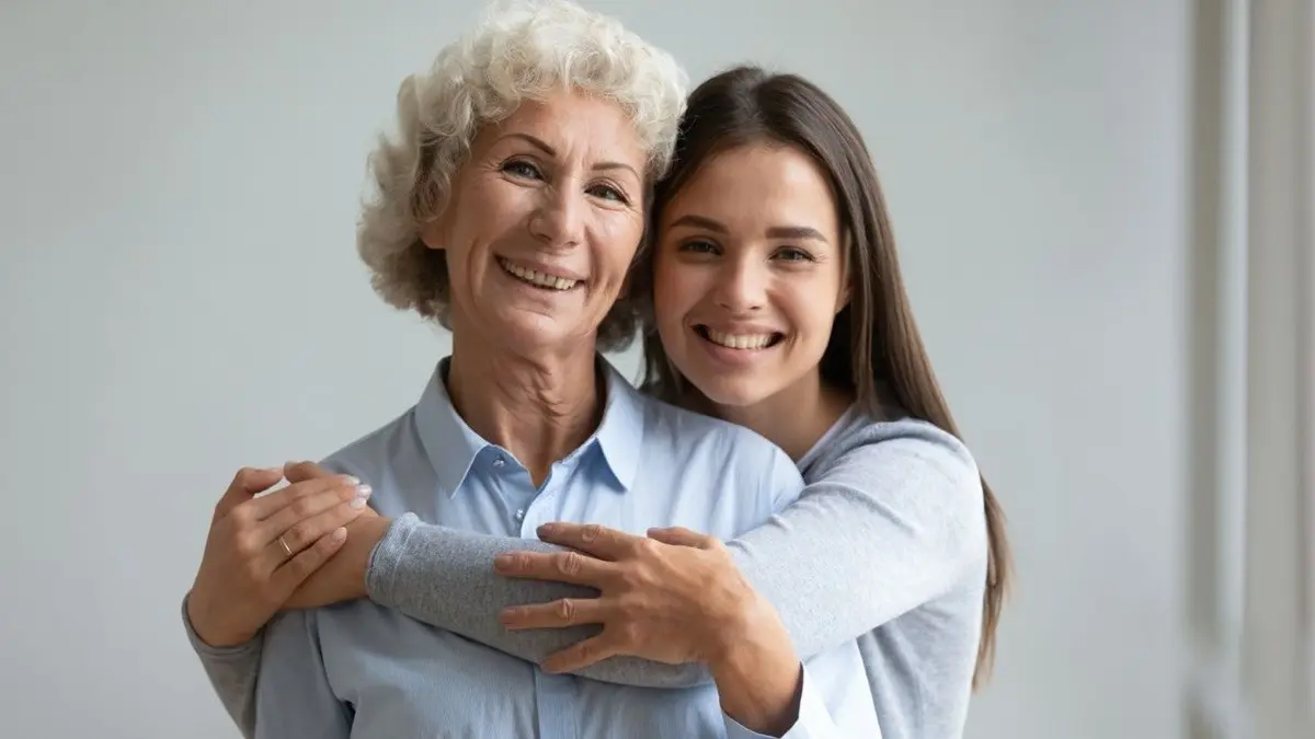 Pensión Mujeres Bienestar: $3,000 bimestrales para mujeres mayores. Foto: Canva.