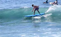 Surf en Los Cabos: las mejores playas para practicarlo
