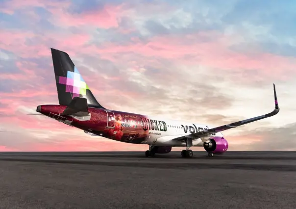 Volaris lleva la magia de Wicked al cielo con un avión inspirado en el musical