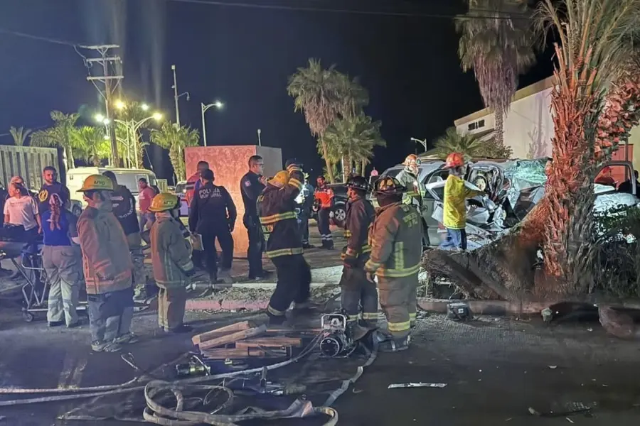 Grave accidente en La Paz: dos heridos tras choque en calles de la colonia Centro