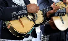 Mariachis rompen récord Guinness en el Zócalo de la CDMX