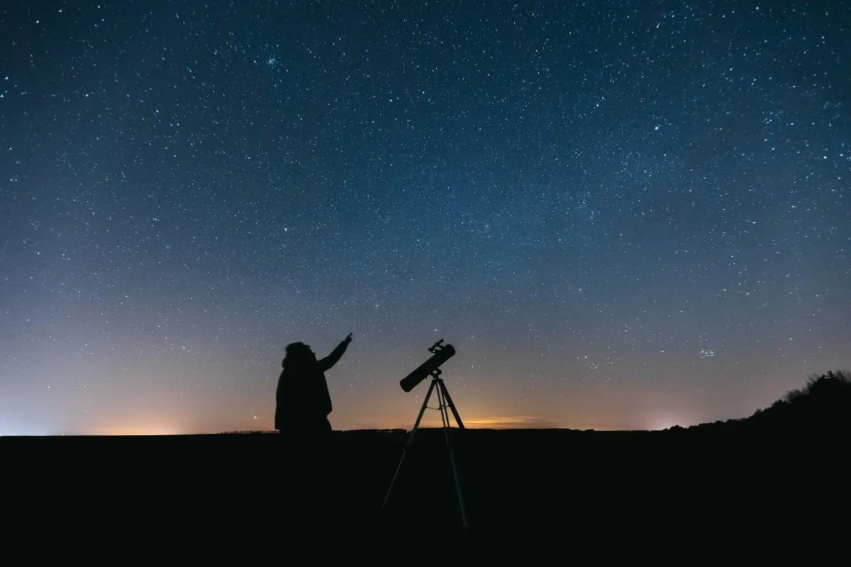 Velada astronómica. Foto: Canva