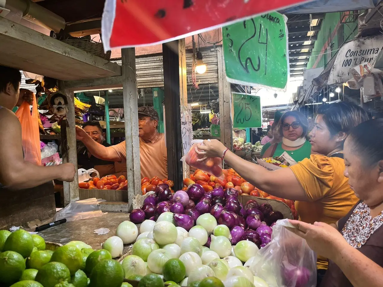 La canasta básica en Yucatán tuvo un aumento de  1.70%  en noviembre de este año, siendo de los estados que tuvieron una mayor alza.- Foto ilustrativa