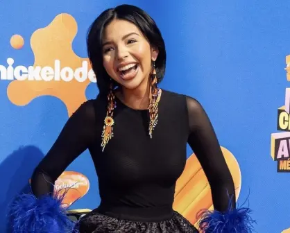 Ángela Aguilar abucheada, le recuerdan a la madre de Inti Cazzu, Cazzu en los Kids Choice Awars