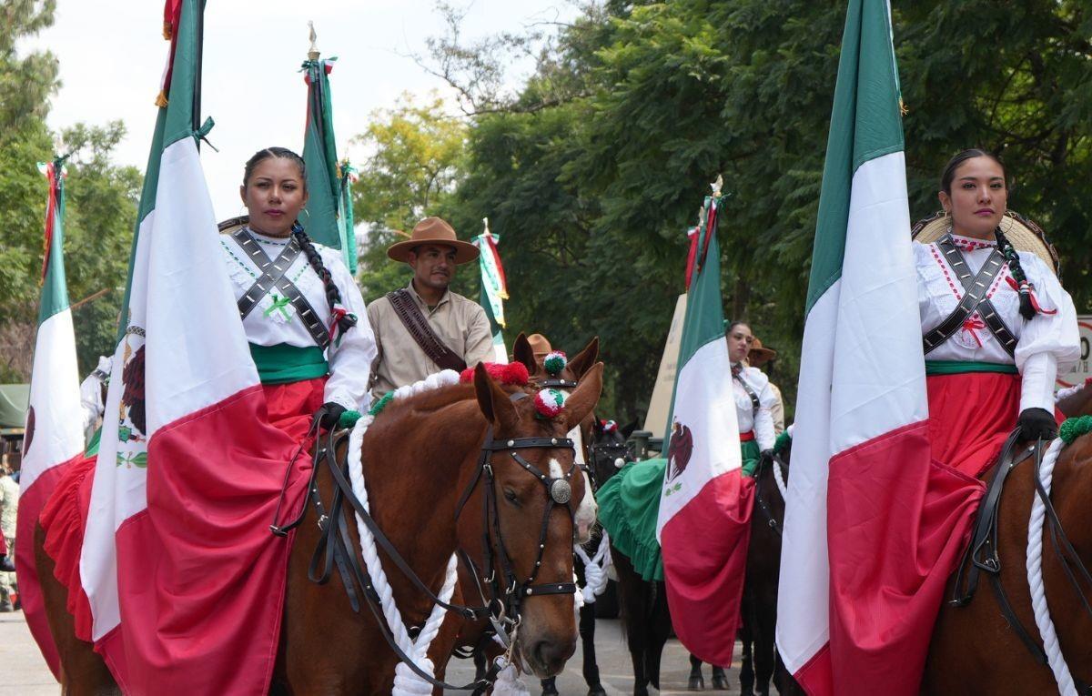 El desfile del 20 de noviembre comenzará en La Paz. Foto: SEDENA
