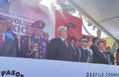 Con desfile, Saltillo conmemora el 114 Aniversario de la Revolución Mexicana