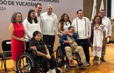 Joaquín Huacho Díaz Mena fortalece la salud en Yucatán con ambulancias y equipo ortopédico