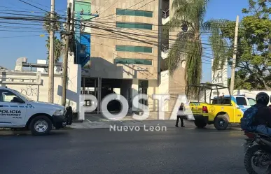 Paciente asesina a personal médico en hospital del centro de Monterrey