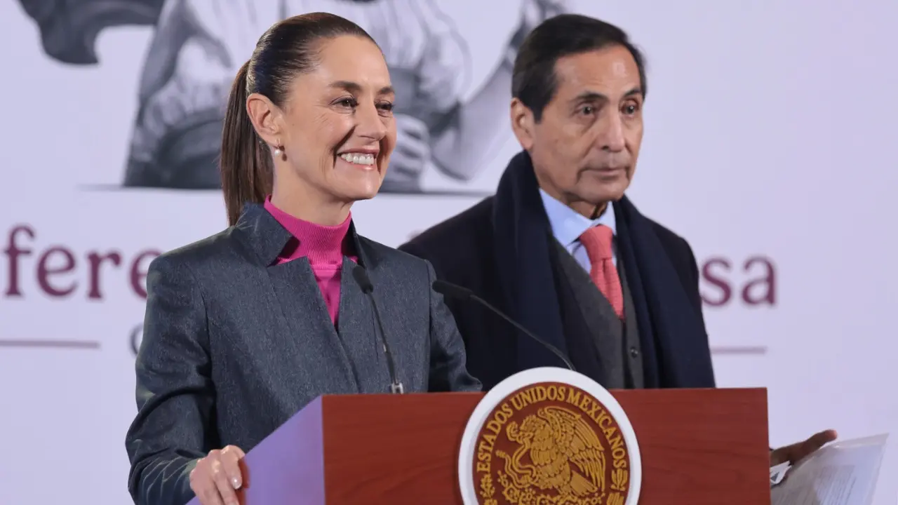 Presidenta Claudia Sheinbaum y Rogelio Ramírez de la O, Secretario de Hacienda y Crédito Público. Créditos: Gobierno de México.