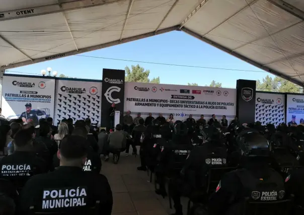 Se fortalece la seguridad en Coahuila con entrega de patrullas y armamento