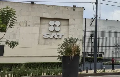 Dos altos ex funcionarios del SAT son vinculados a proceso