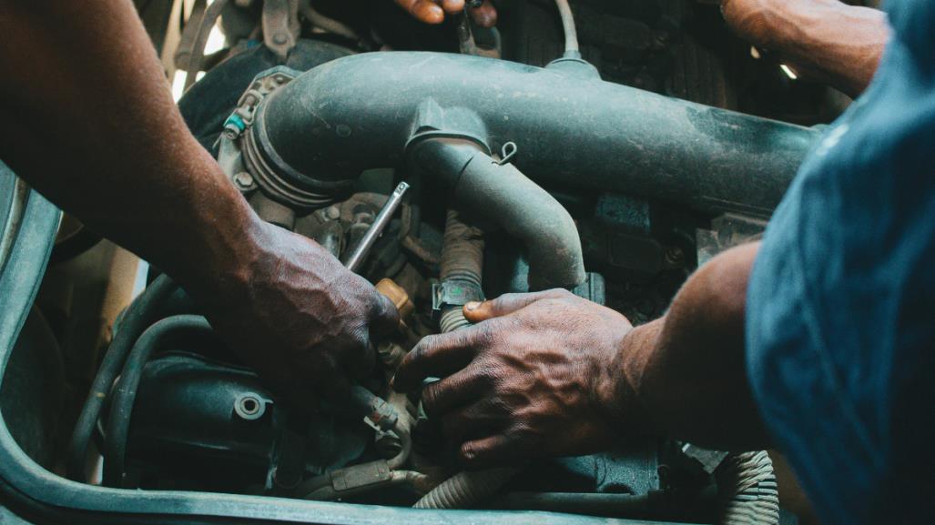 ¿Cómo cuidar el motor de tu coche para mantenerlo en perfectas condiciones?