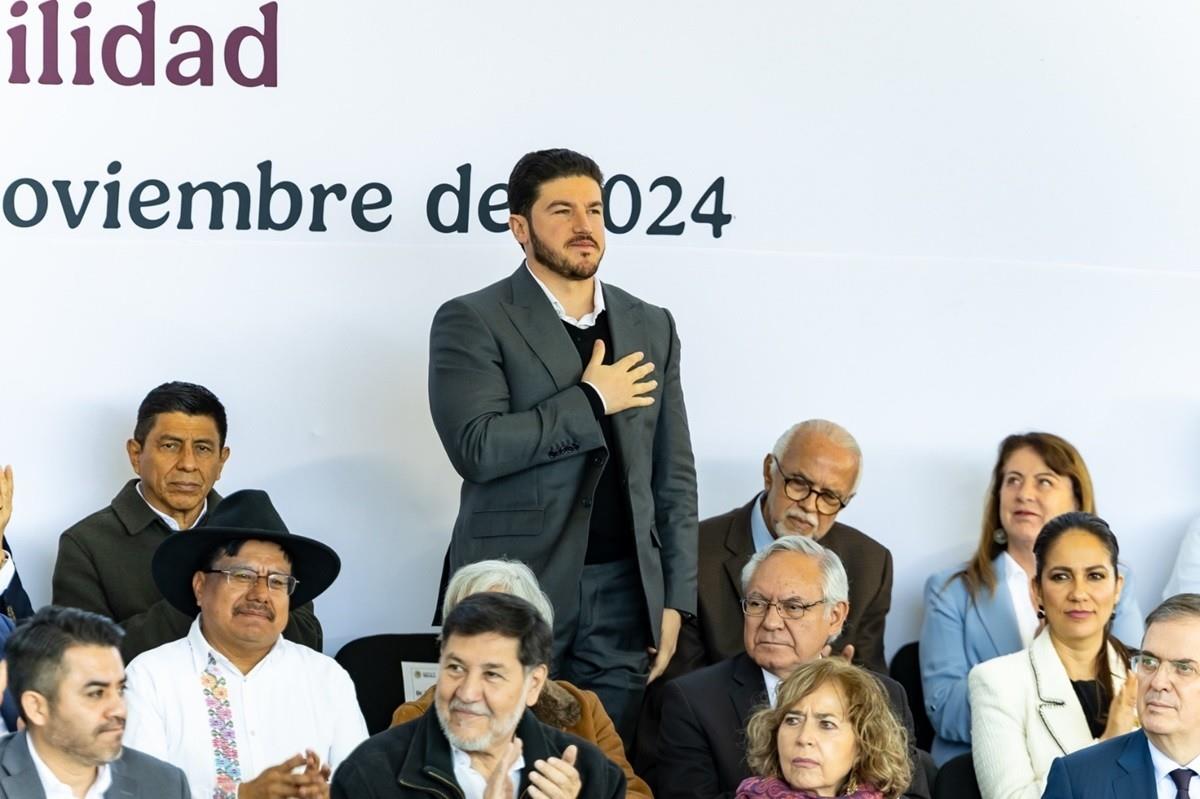 Samuel García firma Acuerdo Nacional por el Derecho Humano al Agua