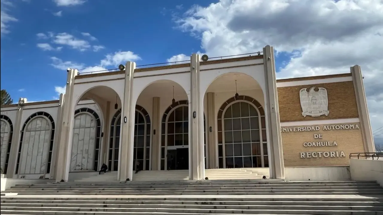 La Universidad Autónoma de Coahuila propuso a estudiantes de UVM Torreón una revalidación sin costo. (Fotografía: UAdeC)