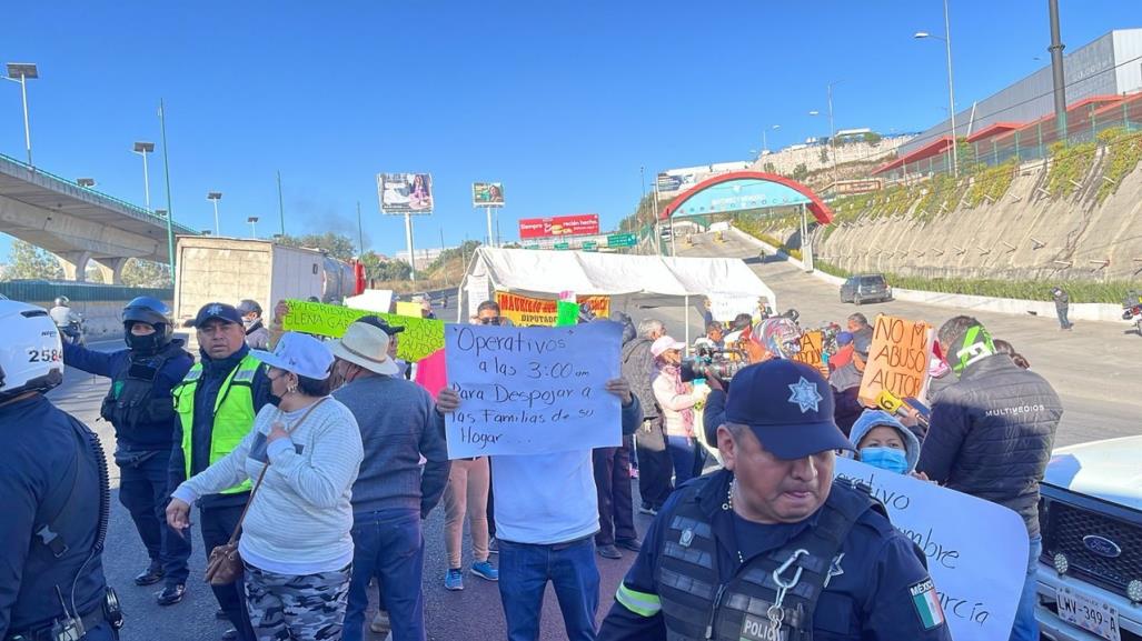 Retiran bloqueo de la México-Querétaro; manifestantes logran acuerdo